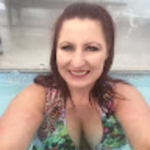 Meet your Posher, Clellie